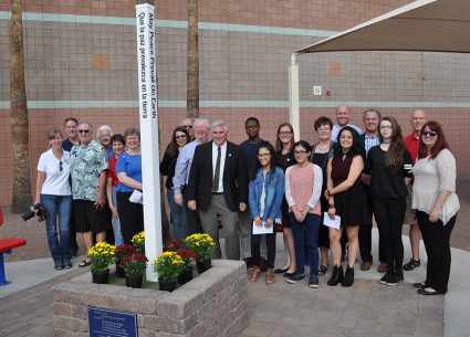 peoria-peace-pole-rotarians